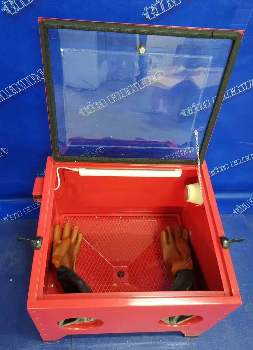 Pískovací box 90l včetně pískovací pistole